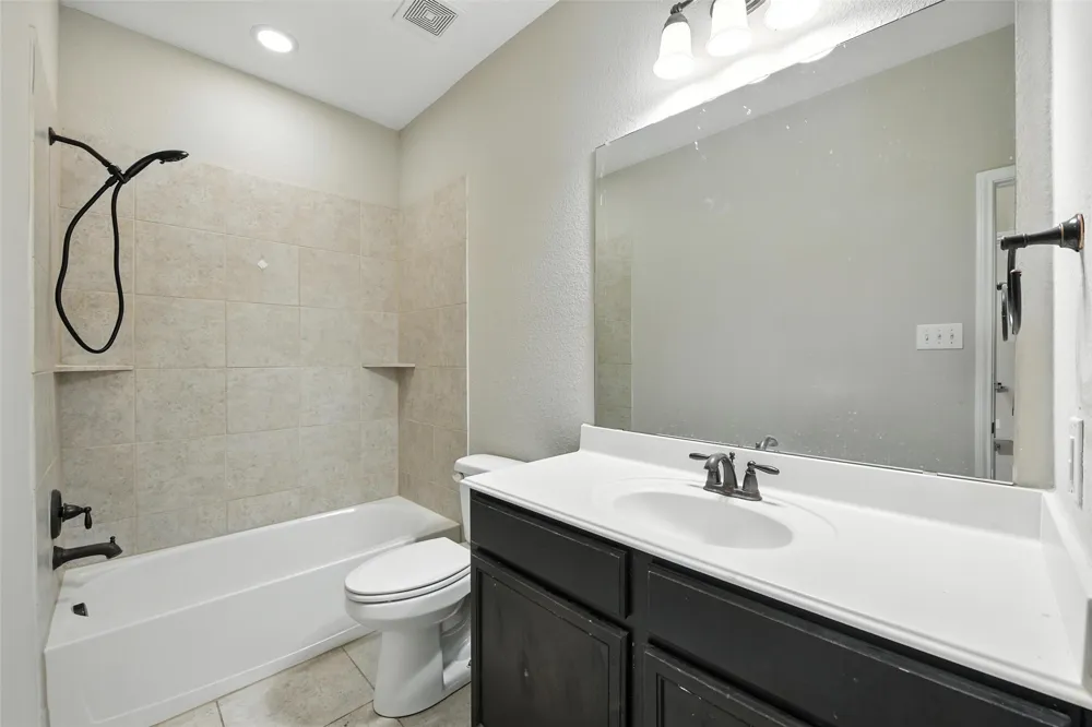 2401 Fall Leaf Court Denton, TX 76209