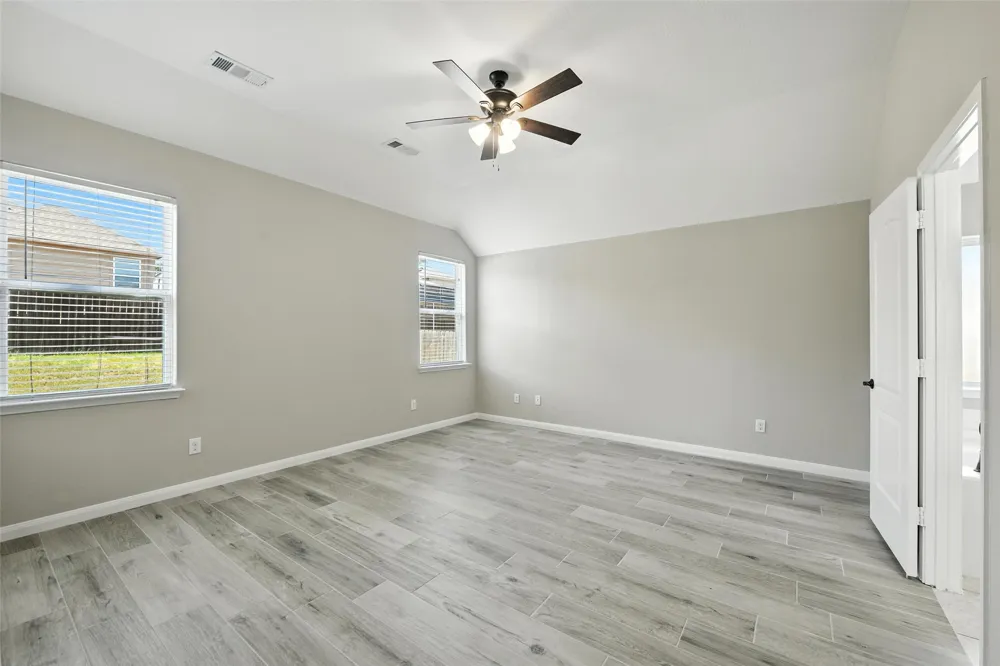 2401 Fall Leaf Court Denton, TX 76209