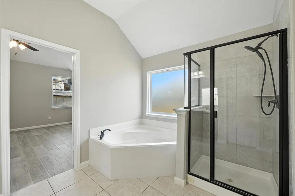 2401 Fall Leaf Court Denton, TX 76209
