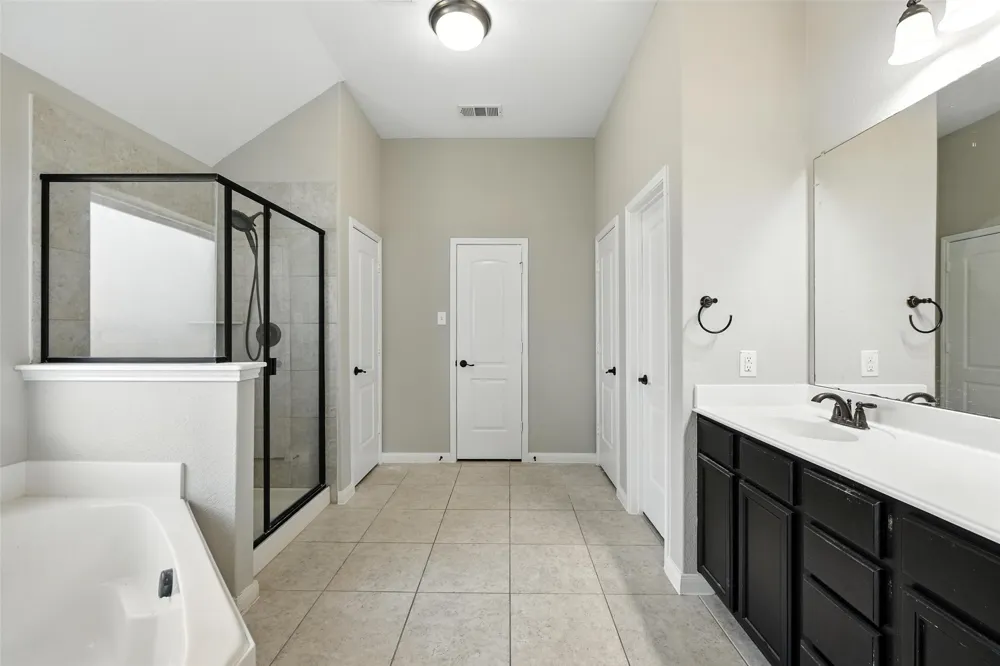 2401 Fall Leaf Court Denton, TX 76209