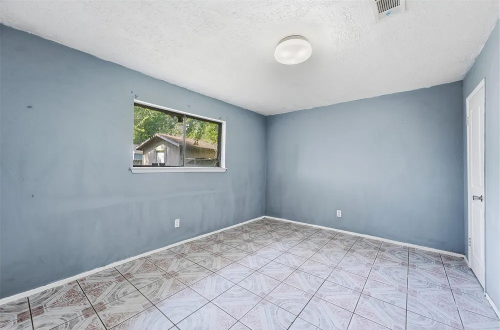 12402 Enchanted Path Drive Houston, TX 77044