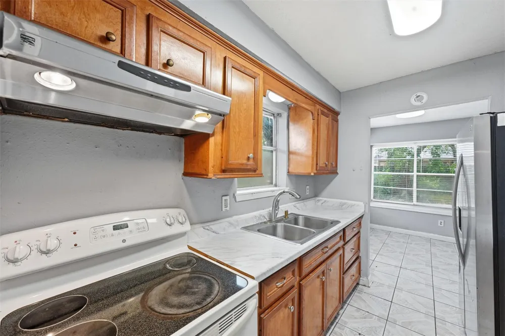 12402 Enchanted Path Drive Houston, TX 77044