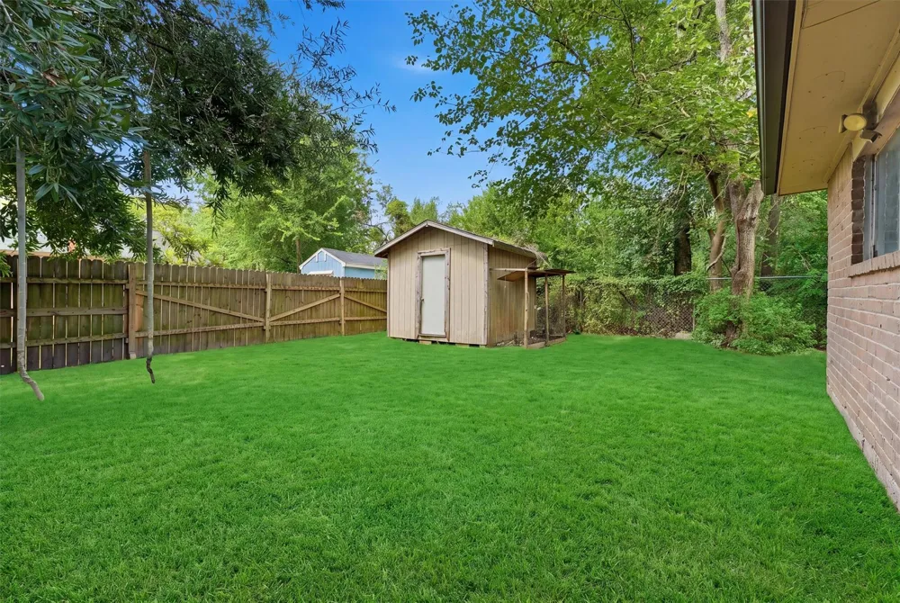 12402 Enchanted Path Drive Houston, TX 77044