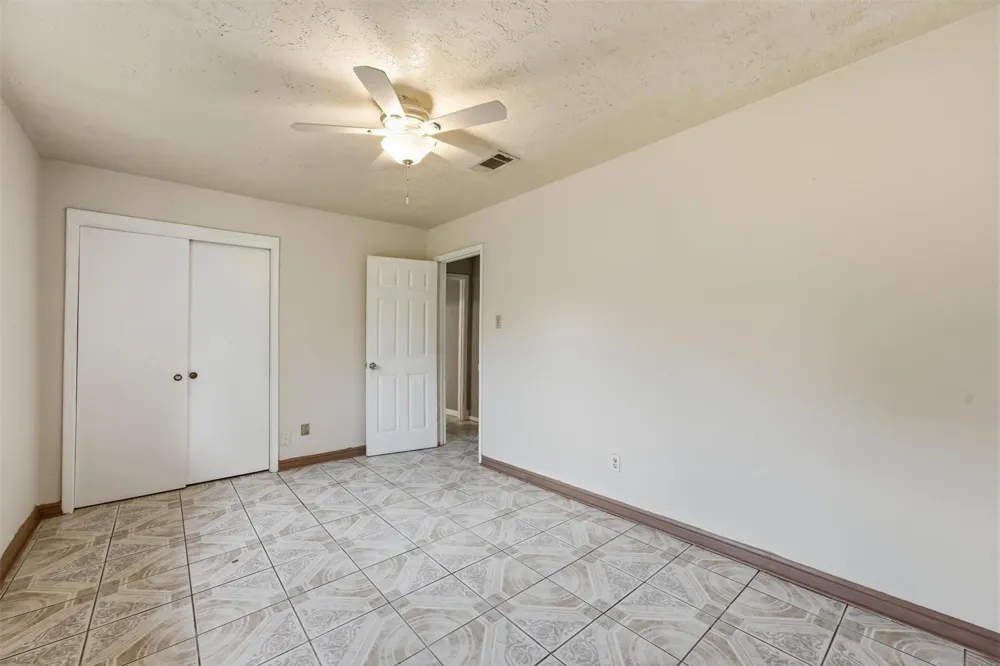 12402 Enchanted Path Drive Houston, TX 77044