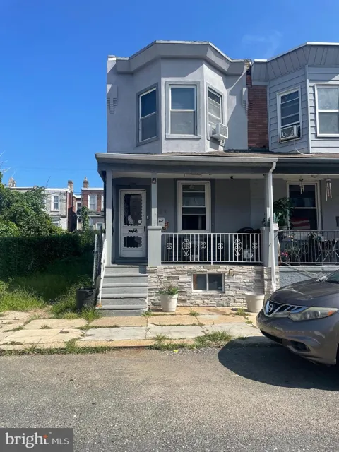 125 E WILLARD STREET
