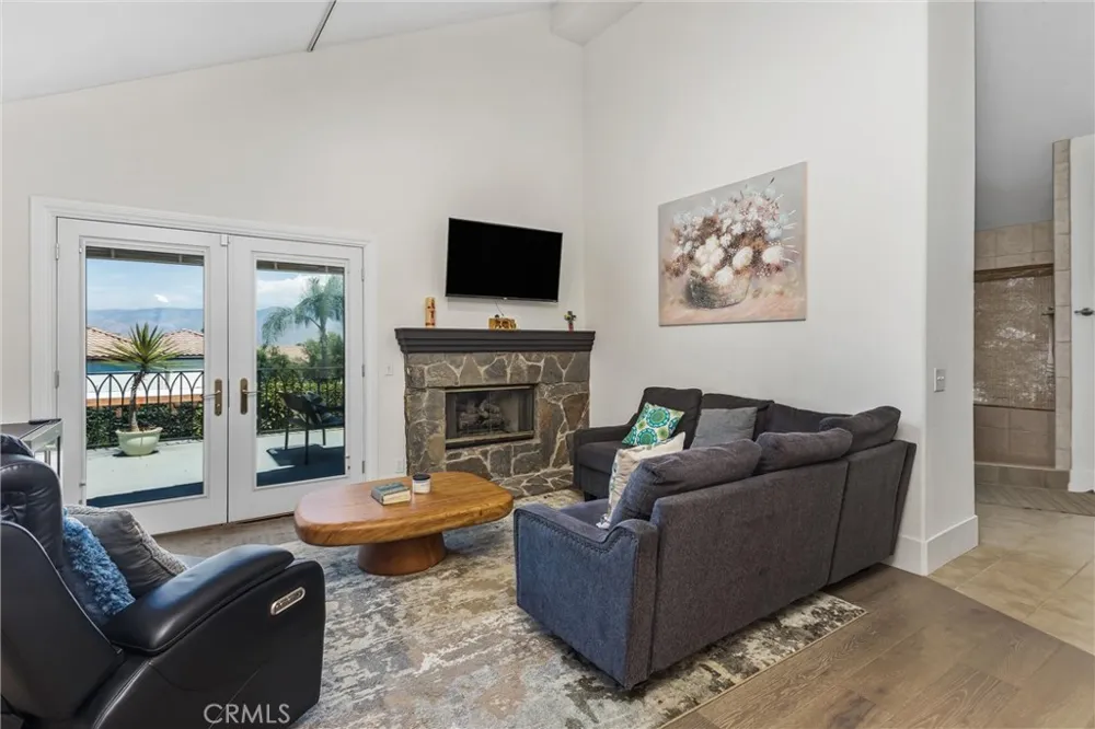 408 Edgemont Drive Redlands, CA 92373