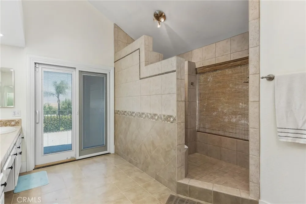 408 Edgemont Drive Redlands, CA 92373