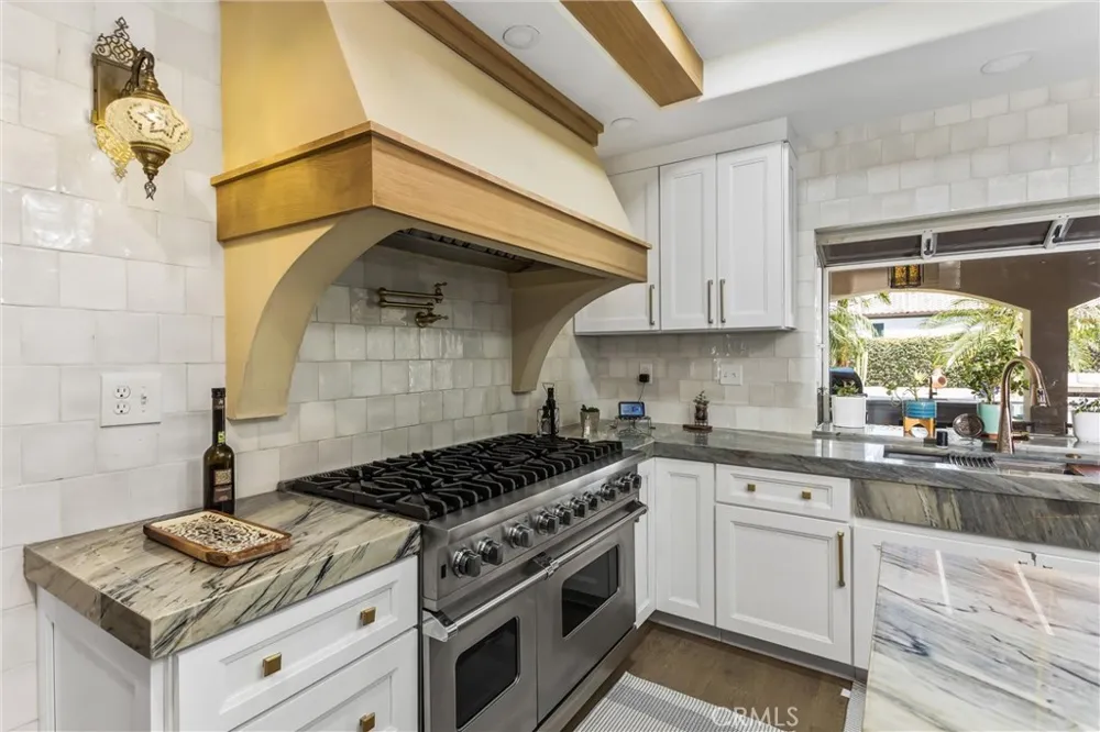 408 Edgemont Drive Redlands, CA 92373