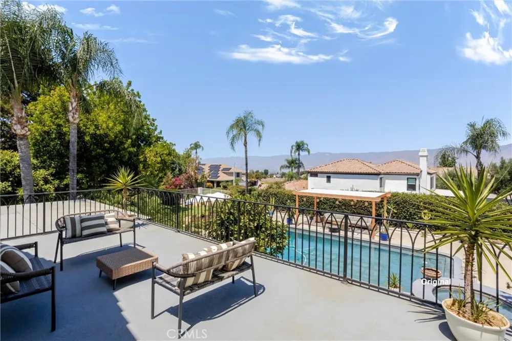 408 Edgemont Drive Redlands, CA 92373