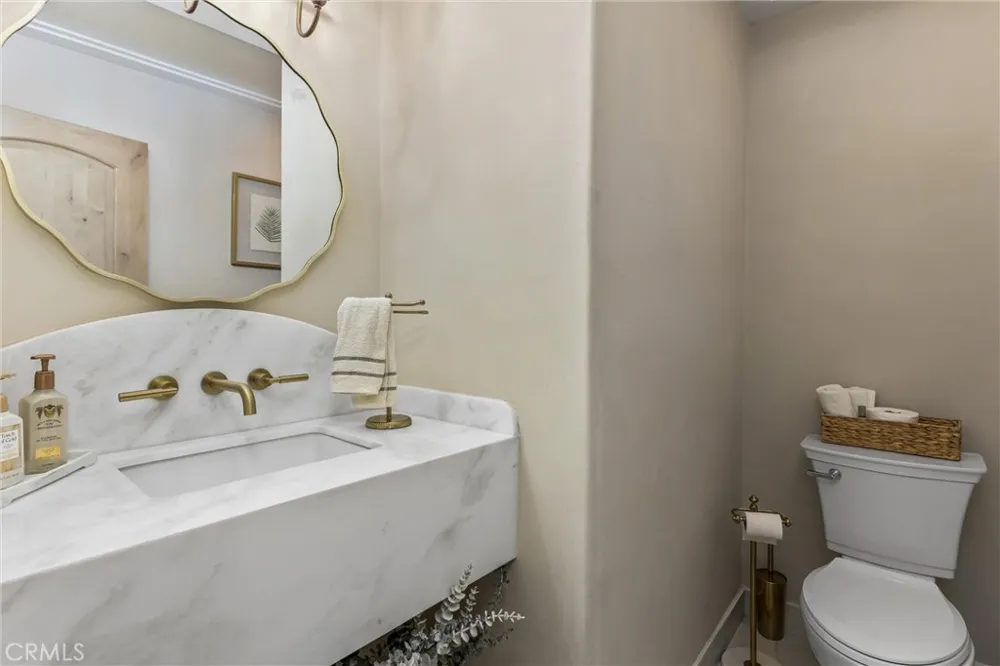 408 Edgemont Drive Redlands, CA 92373
