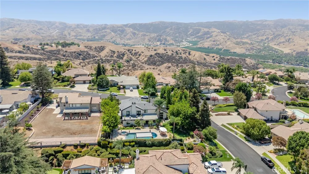 408 Edgemont Drive Redlands, CA 92373
