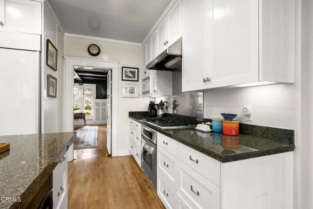 412 Oaklawn Avenue South Pasadena, CA 91030