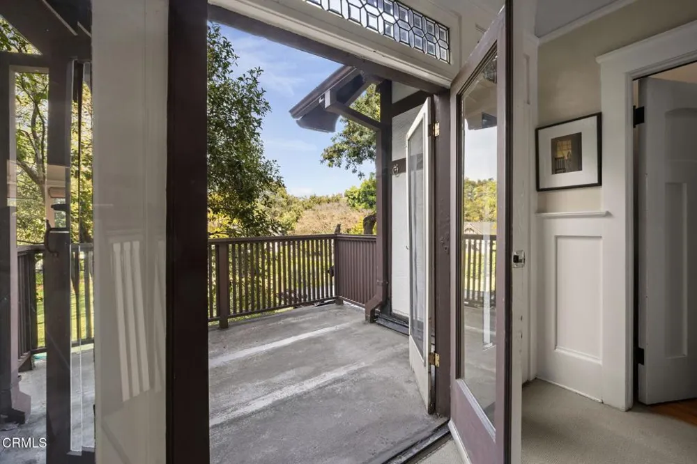 412 Oaklawn Avenue South Pasadena, CA 91030