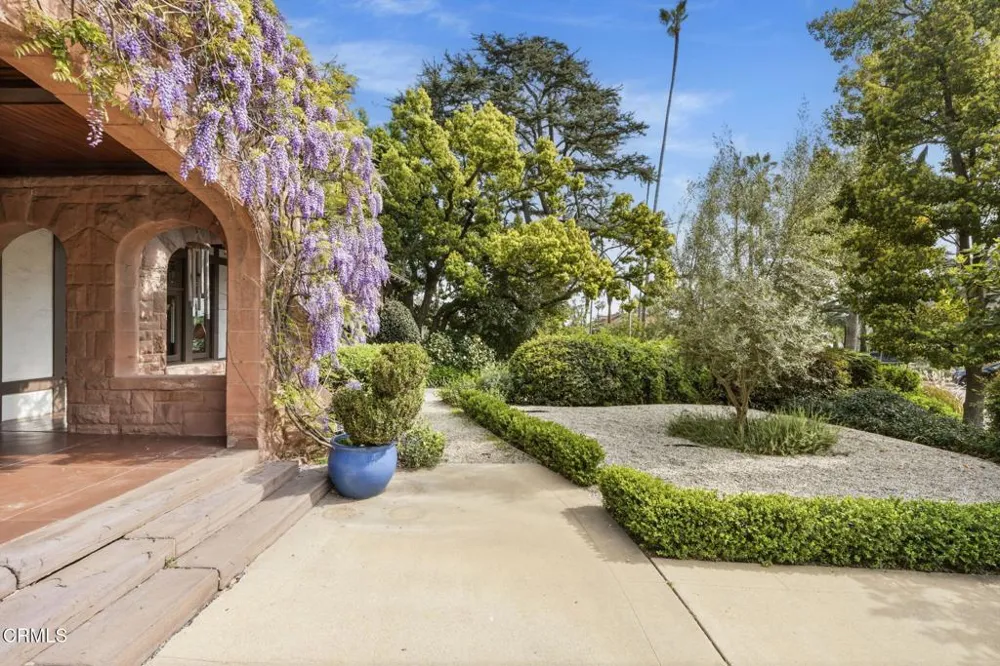 412 Oaklawn Avenue South Pasadena, CA 91030