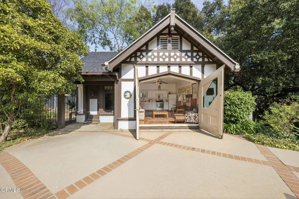 412 Oaklawn Avenue South Pasadena, CA 91030