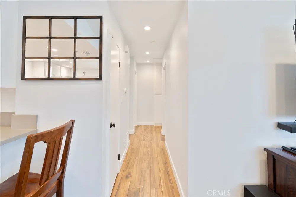 25652 Palma Alta Valencia, CA 91355