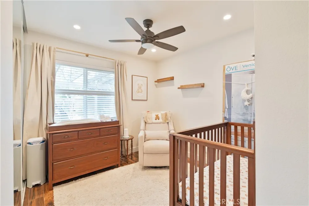 25652 Palma Alta Valencia, CA 91355