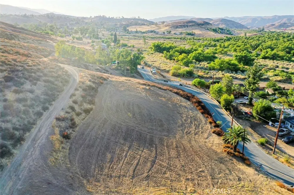 Strickland Lake Elsinore, CA 92530