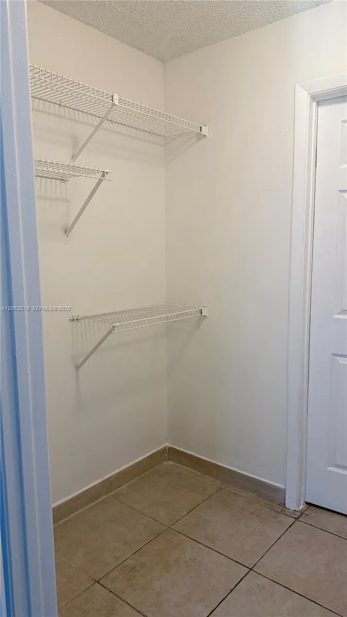 18304 NW 68th Ave #M Hialeah, FL 33015