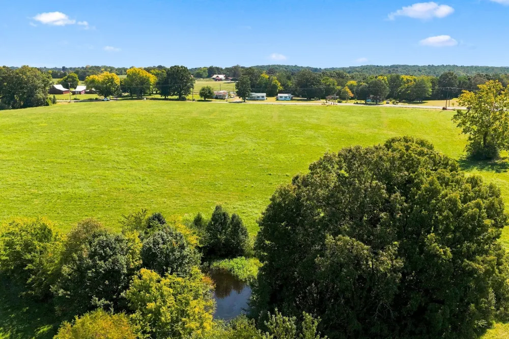 0 Travis Drive Tennessee Ridge, TN 37178