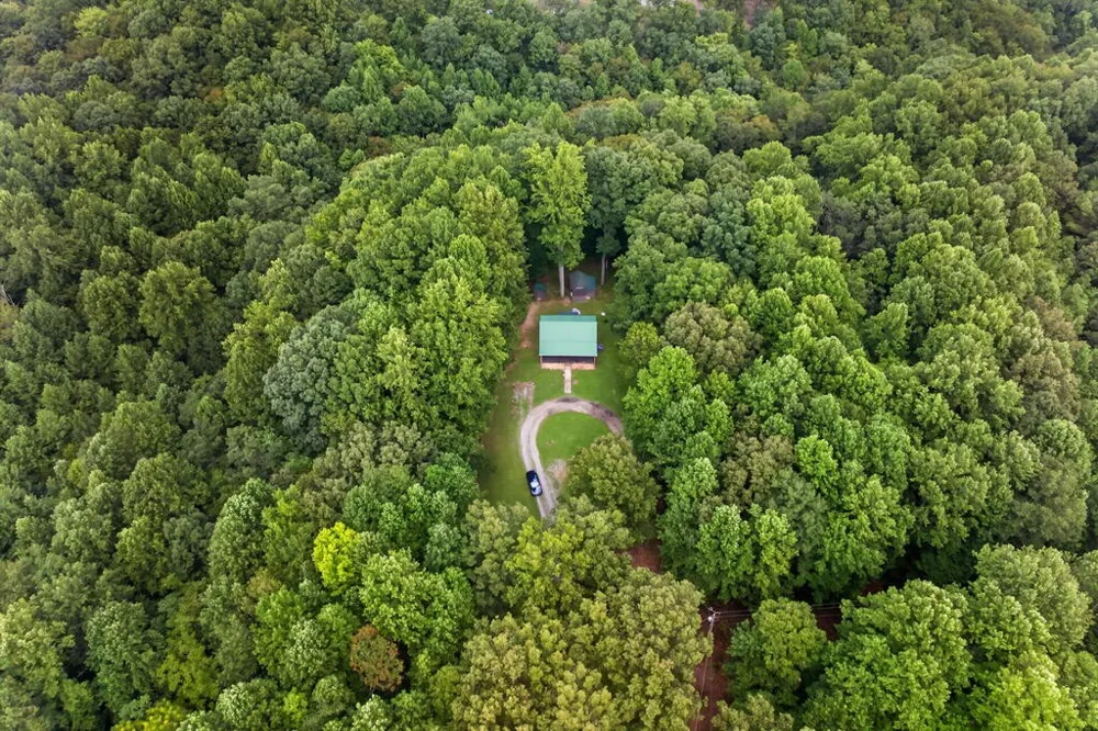 147 Ray Ln Gainesboro, TN 38562