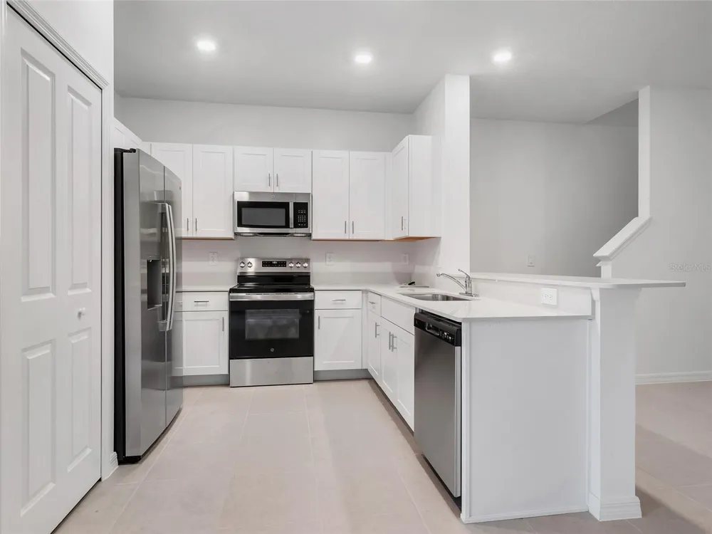 9844 ALLENDALE STREET Wesley Chapel, FL 33545