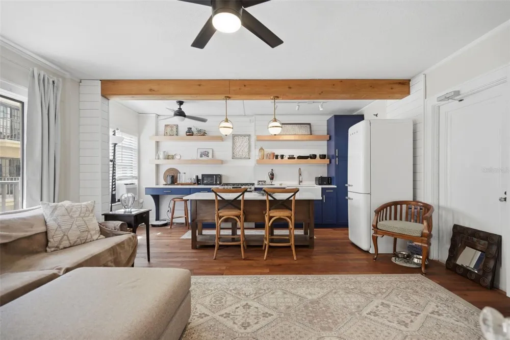 130 4TH AVENUE #504 St Petersburg, FL 33701