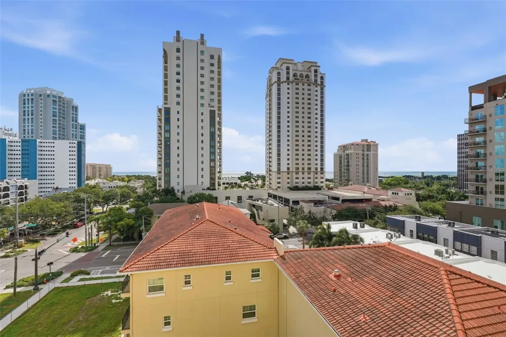 130 4TH AVENUE #504 St Petersburg, FL 33701