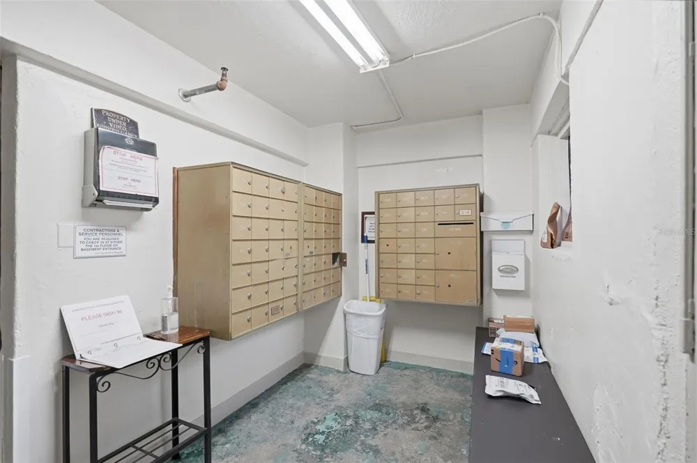 130 4TH AVENUE #504 St Petersburg, FL 33701