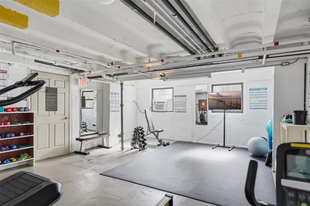130 4TH AVENUE #504 St Petersburg, FL 33701