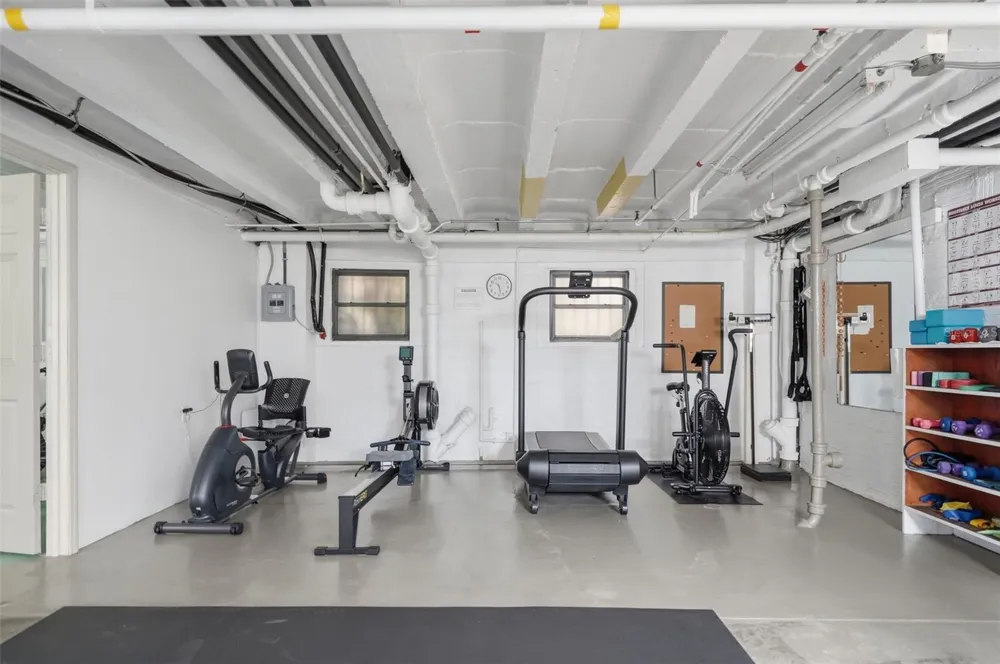 130 4TH AVENUE #504 St Petersburg, FL 33701