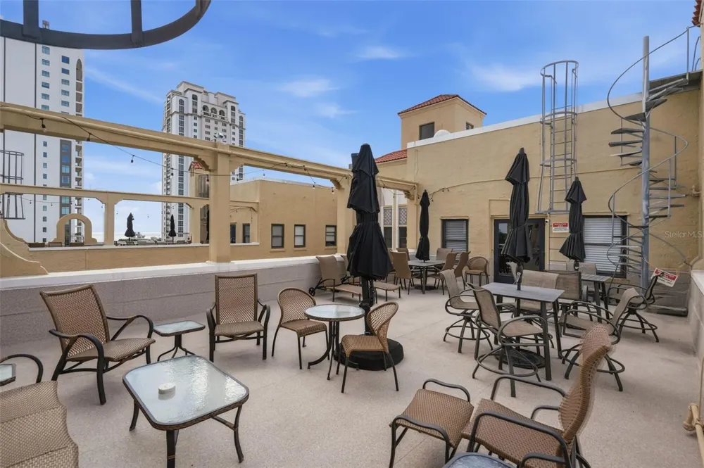 130 4TH AVENUE #504 St Petersburg, FL 33701