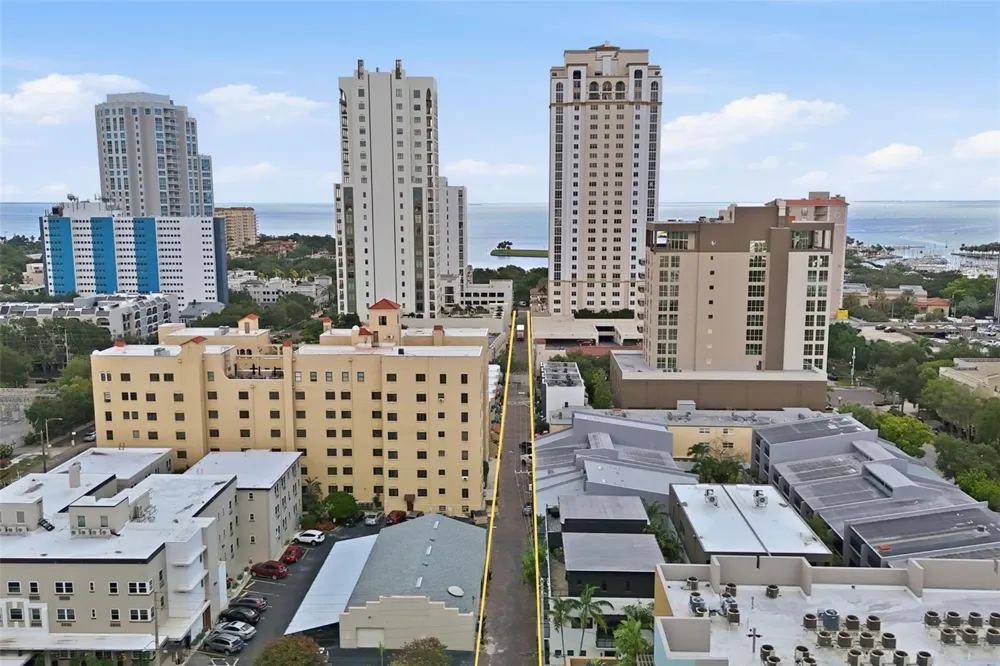 130 4TH AVENUE #504 St Petersburg, FL 33701