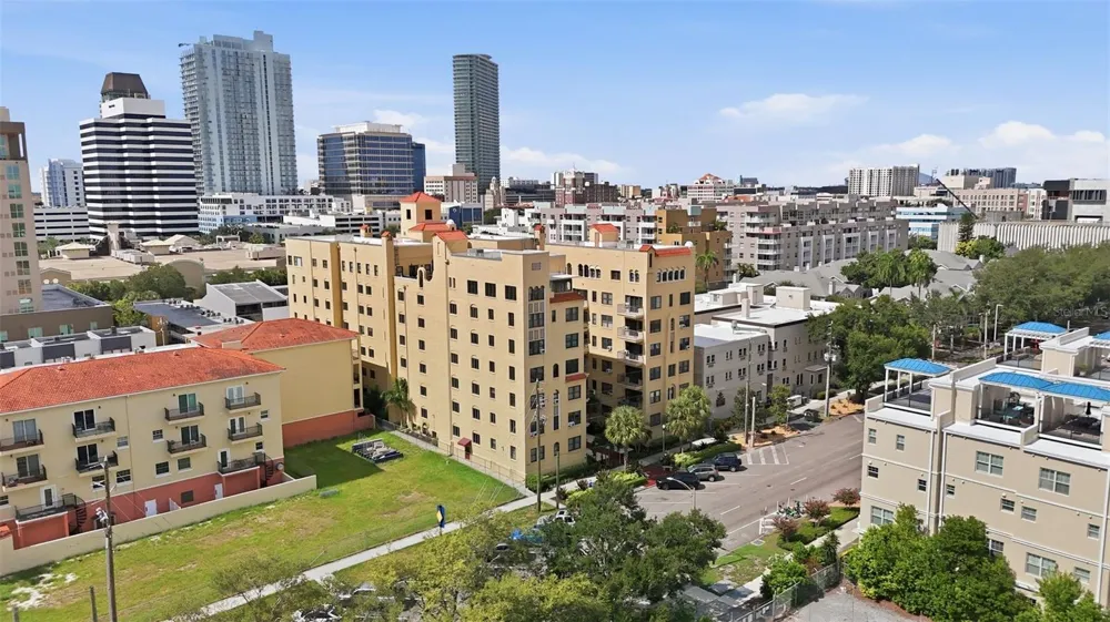 130 4TH AVENUE #504 St Petersburg, FL 33701