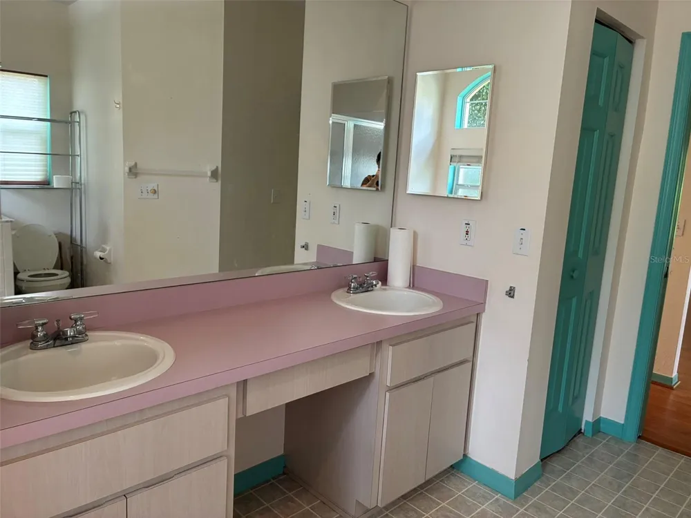 8823 SW 196TH AVENUE ROAD Dunnellon, FL 34432