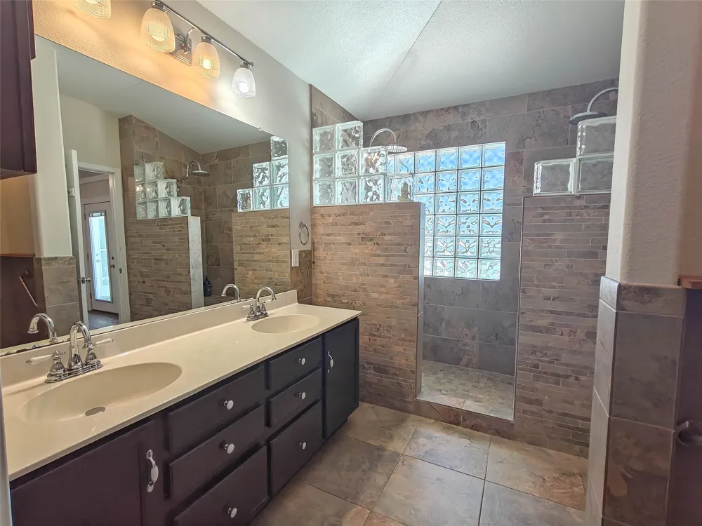 20710 High Drive Lago Vista, TX 78645