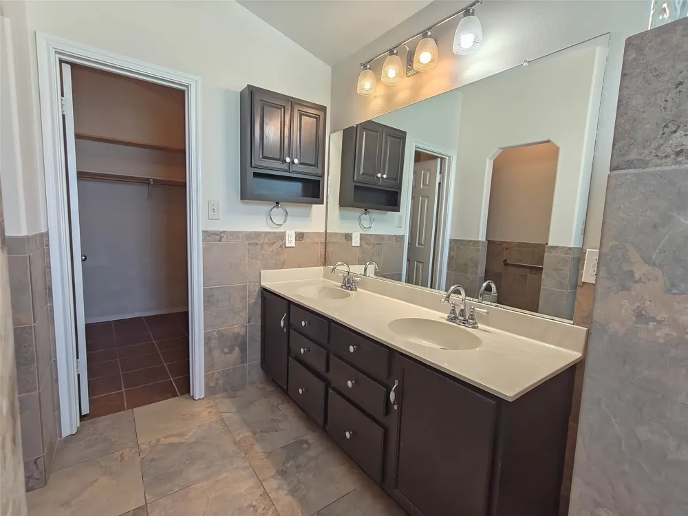 20710 High Drive Lago Vista, TX 78645
