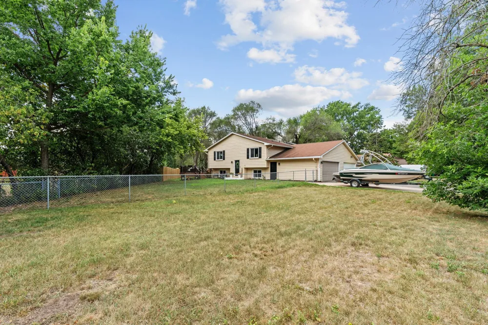2728 111th Avenue NW Coon Rapids, MN 55433