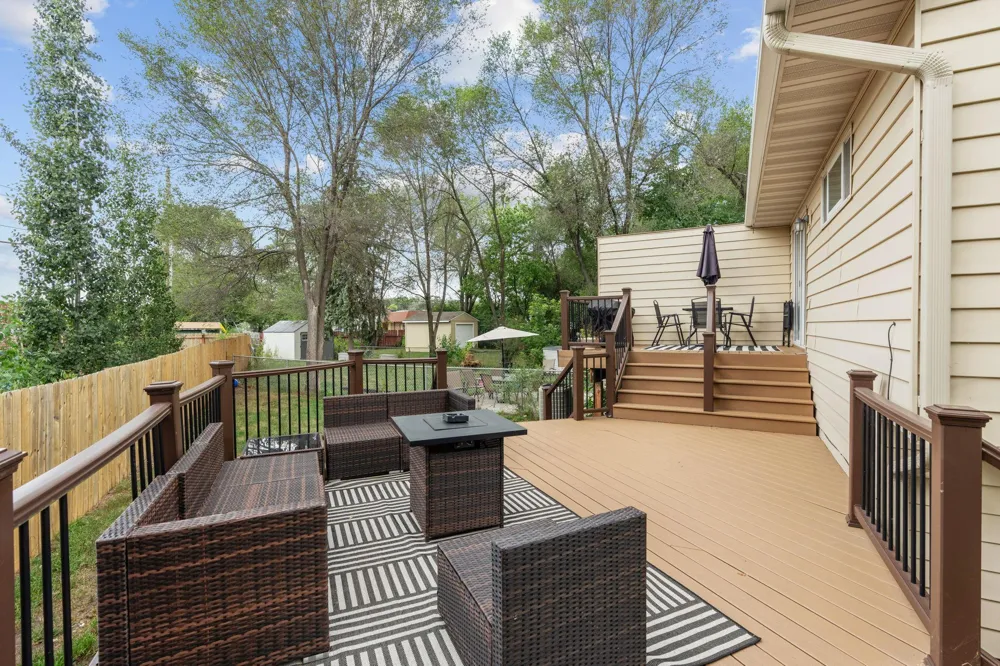 2728 111th Avenue NW Coon Rapids, MN 55433