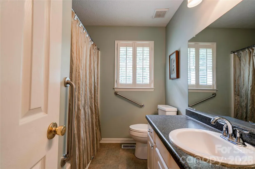 609 Blythe Street Shelby, NC 28152