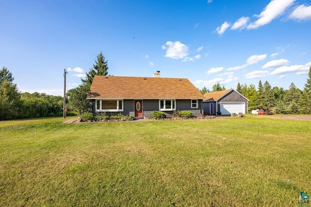 3949 E County Rd B Superior, WI 54880