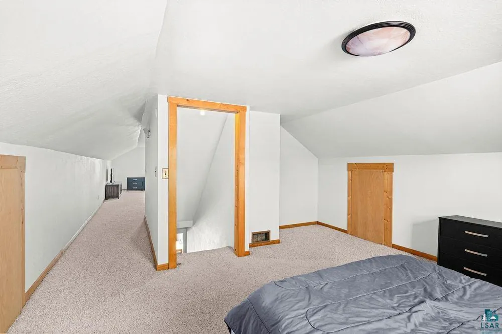 3949 E County Rd B Superior, WI 54880