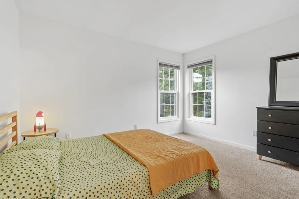 13547 Essex Court Eden Prairie, MN 55347