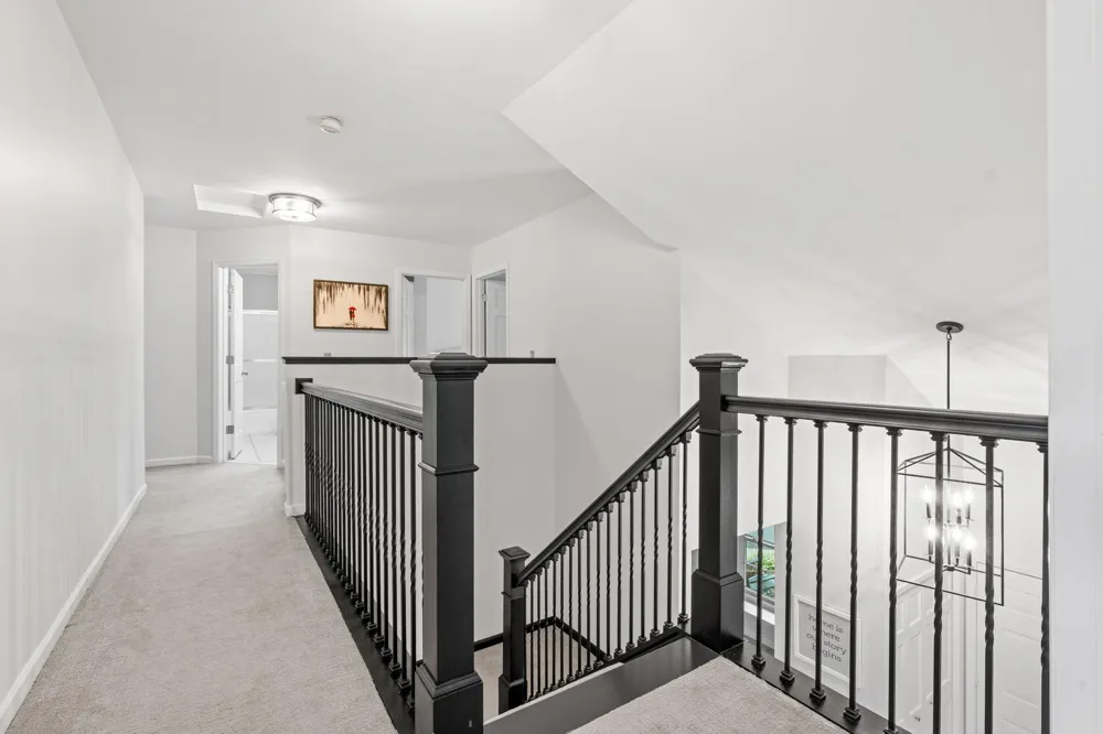 13547 Essex Court Eden Prairie, MN 55347