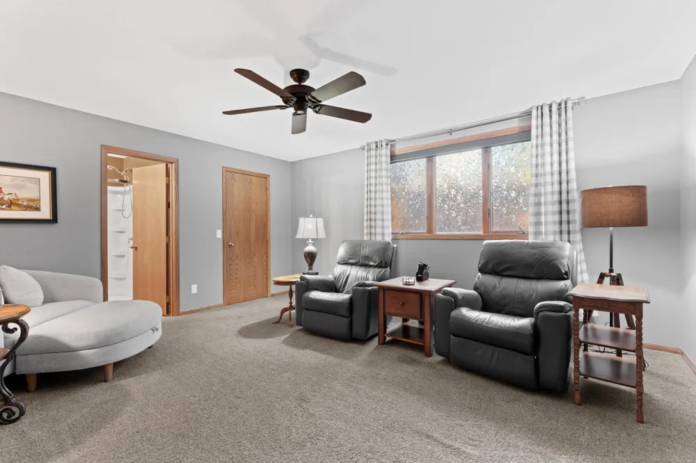 1242 19th Avenue NE Rochester, MN 55906