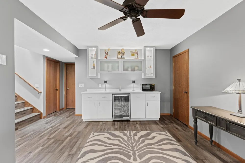 1242 19th Avenue NE Rochester, MN 55906