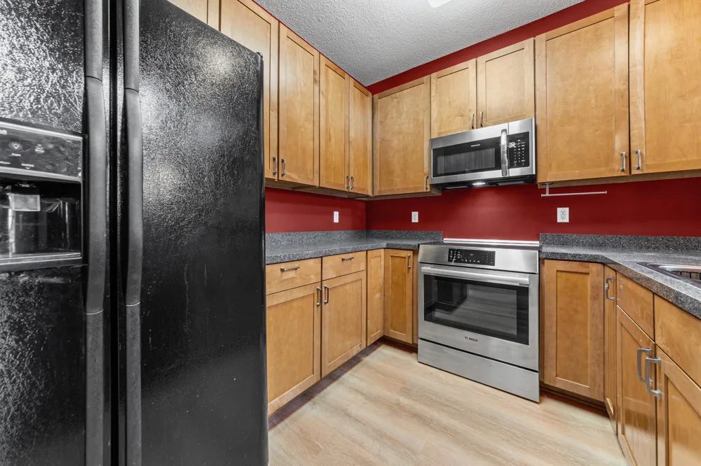 941 Newport Avenue Shakopee, MN 55379