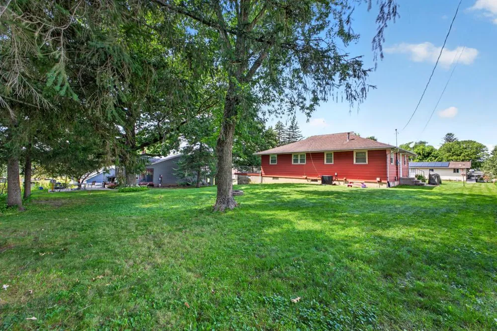 202 7th Street SW Chatfield, MN 55923