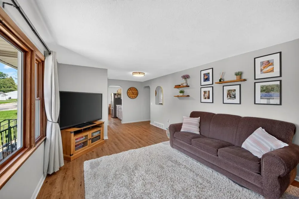 202 7th Street SW Chatfield, MN 55923