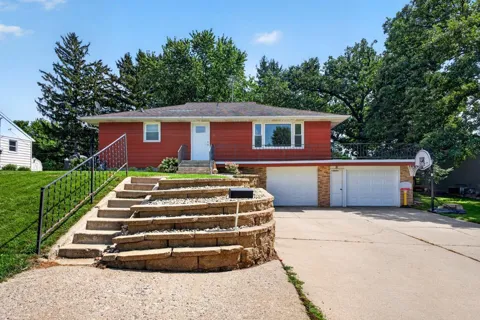 202 7th Street SW